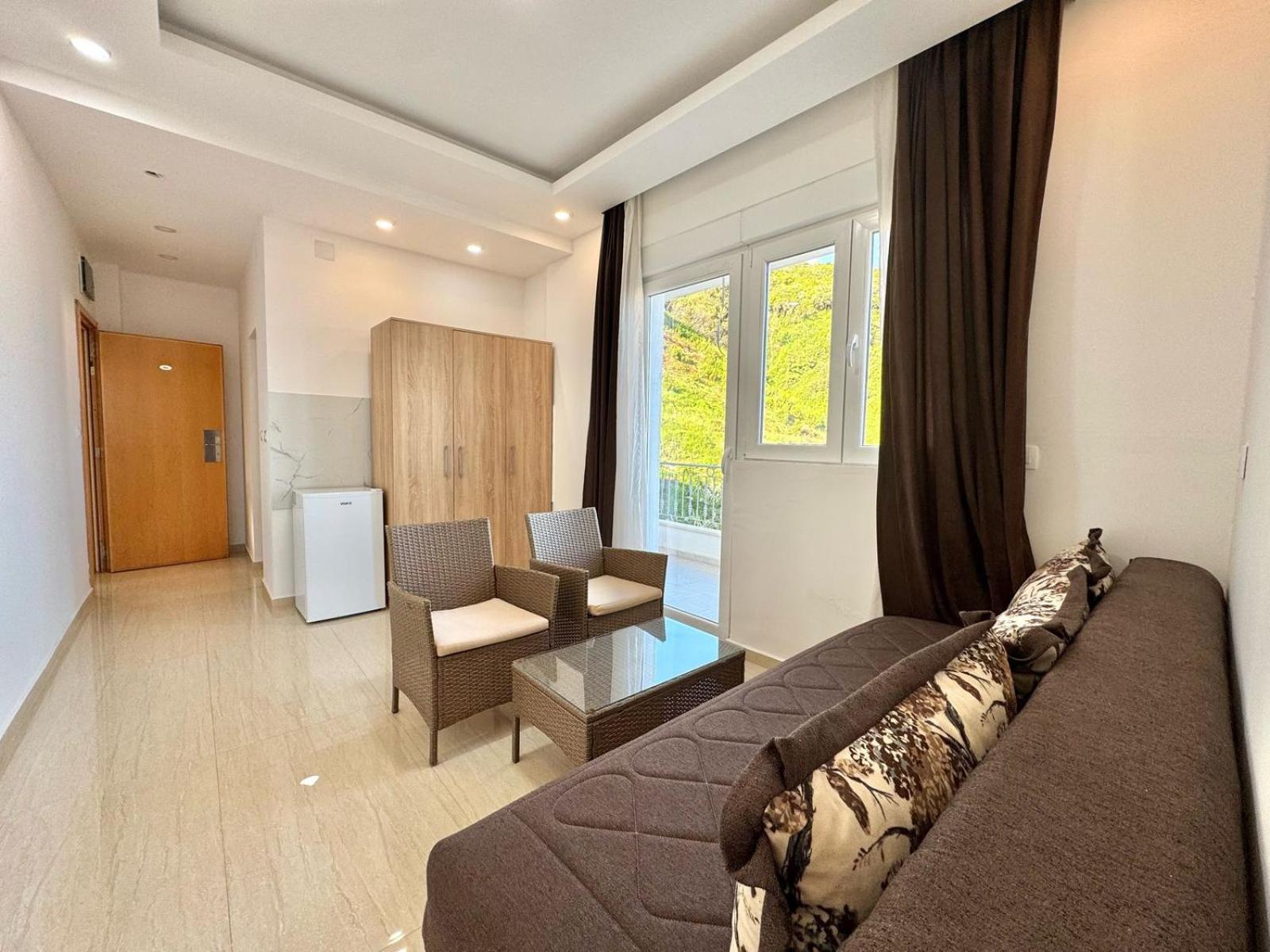 Beachfront Hotel Palma - Jaz Budva Ngoại thất bức ảnh