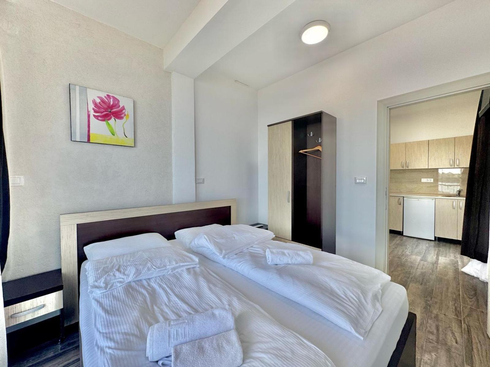 Beachfront Hotel Palma - Jaz Budva Ngoại thất bức ảnh