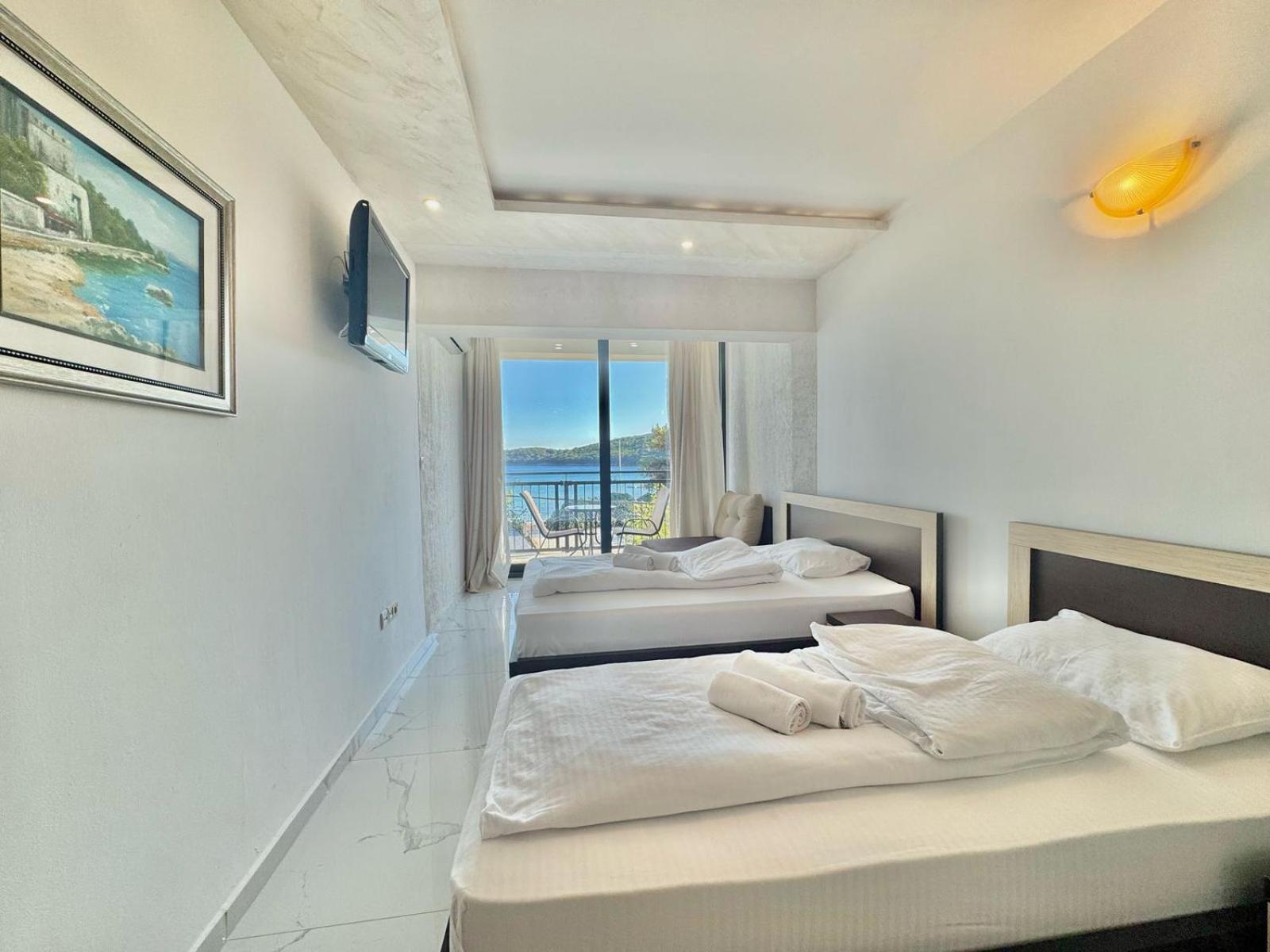 Beachfront Hotel Palma - Jaz Budva Ngoại thất bức ảnh