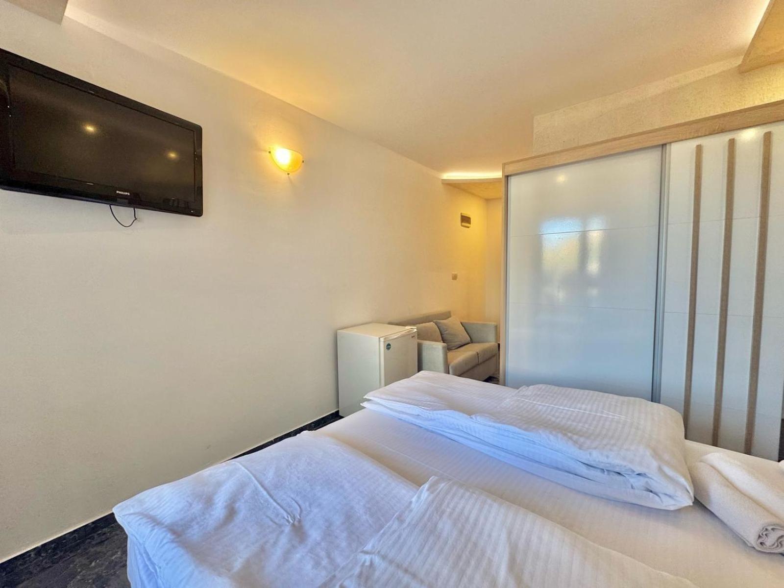 Beachfront Hotel Palma - Jaz Budva Ngoại thất bức ảnh